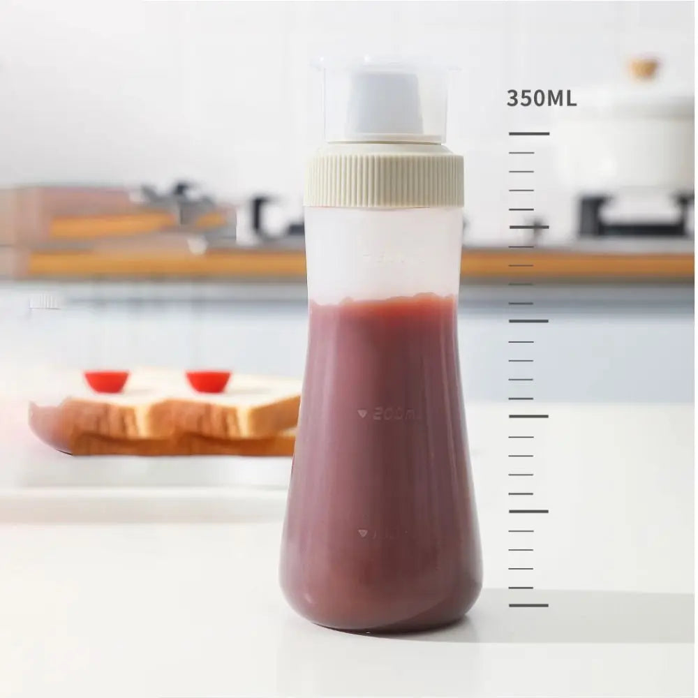 BPA-fri squeeze-flaske med måleskala til sauce (350 ml)
