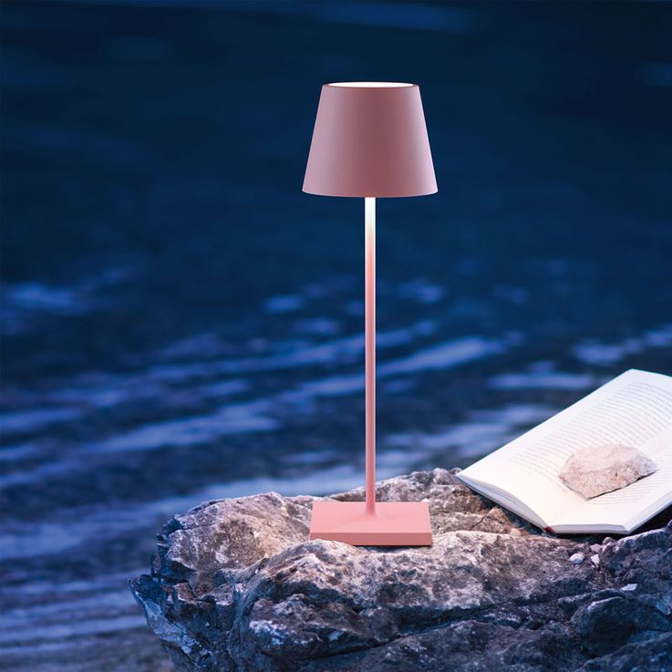 Variant image for Elegant LED Bordlampe med Justerbar Lysstyrke – Modern Metal og Glas Design til Hyggelig Atmosfære-4