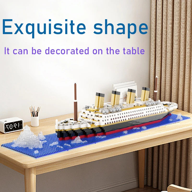 LED-oplyst mikrotegning af Titanic-skib (displaystativ)
