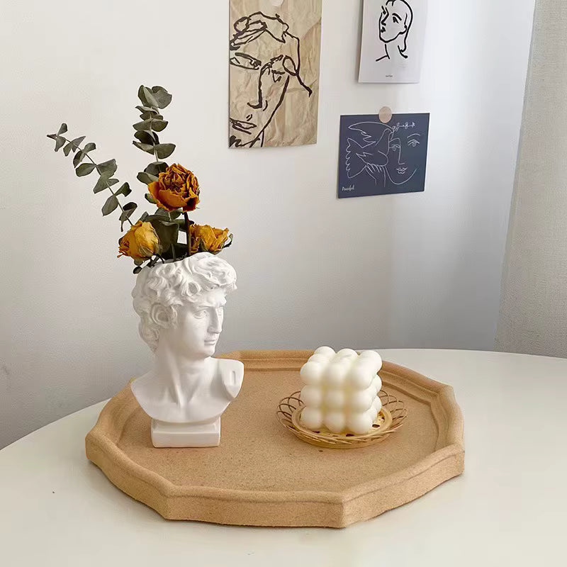 Skulpturale multifunktionale Büstenvase