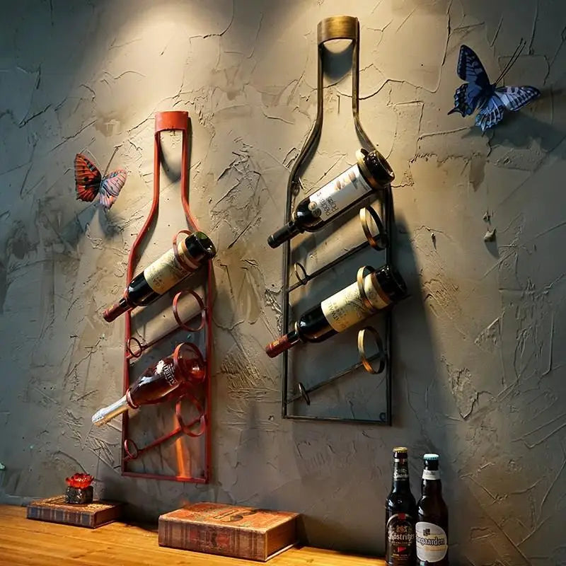 Wandmontiertes Weinregal aus Holz und Schmiedeeisen