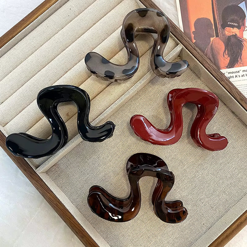 Sichere, rutschfeste, elegante unregelmäßige Haarspange