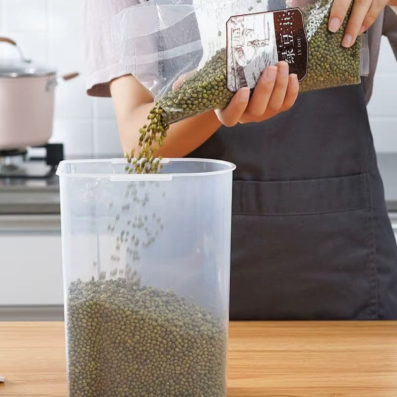 Luftdichter Vorratsbehälter mit integriertem Messbecher (2,5L)