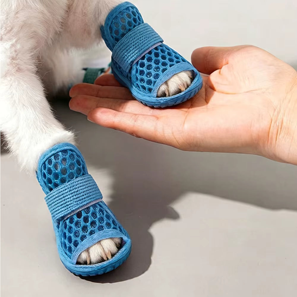 Atmungsaktives Mesh und rutschfeste weiche Hundeschuhe (4er-Set)