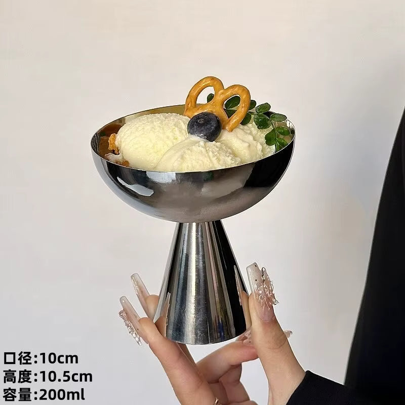 Robuster hoher Dessertbecher aus Edelstahl