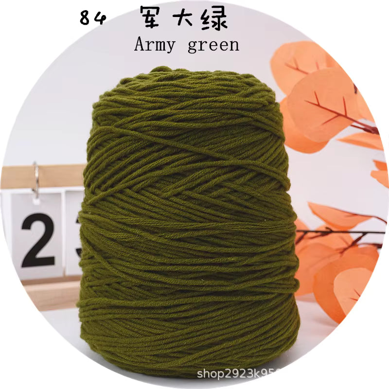 Holdbar 8-trådet flerfarvet tufting garn (400g)