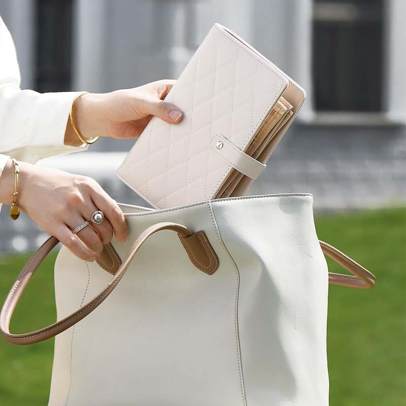 LuxeAura Schmuckorganizer — Mühelose Eleganz überall