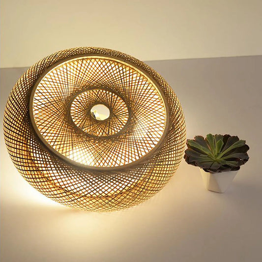 BambuGlow - Rustikale Deckenlampe aus Bambus