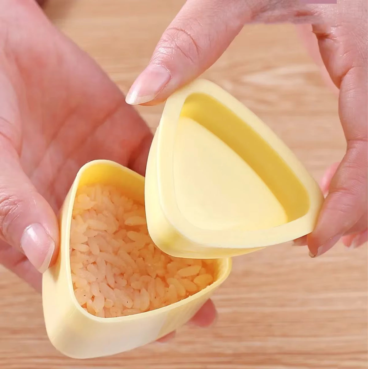Spülmaschinenfeste Onigiri-Form ohne Reinigung (S & L)