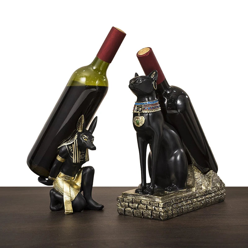 Weinregal aus Kunstharz im ägyptischen Stil