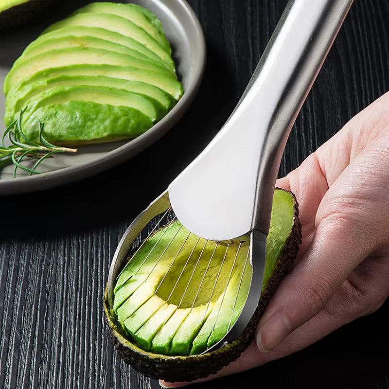 3-in-1-Avocadoschneider aus Edelstahl
