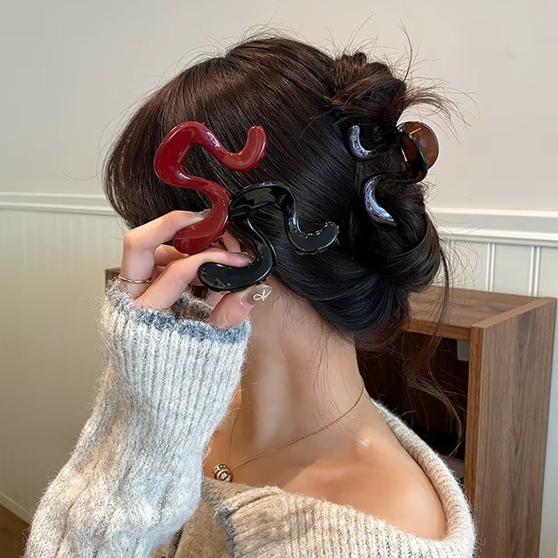 Sichere, rutschfeste, elegante unregelmäßige Haarspange