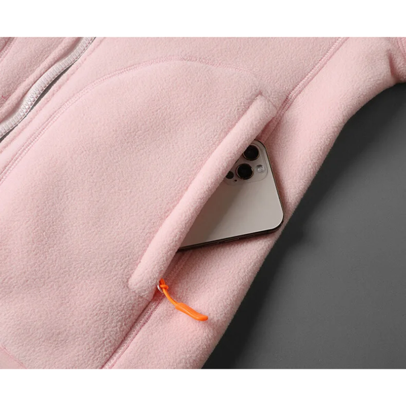 WarmElegance - Bequeme Fleecejacke für Frauen | Luxuriöse Wärme mit Stil