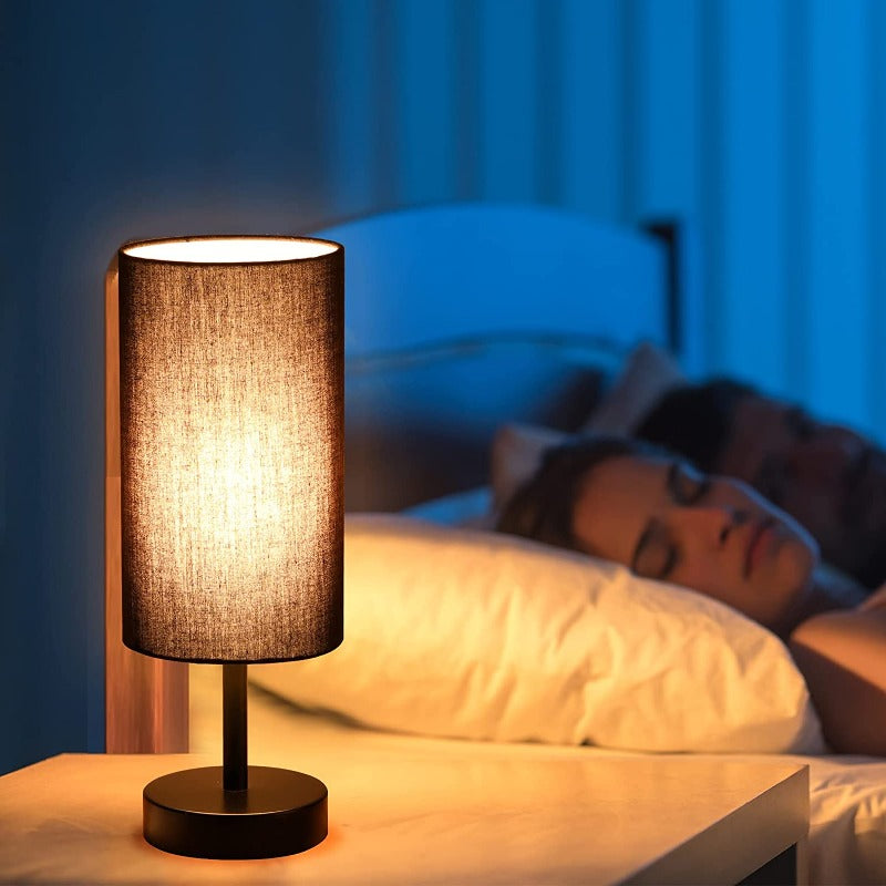 LuminaTouch - Dimmbare Touch-Tischlampe mit USB-Ladeports
