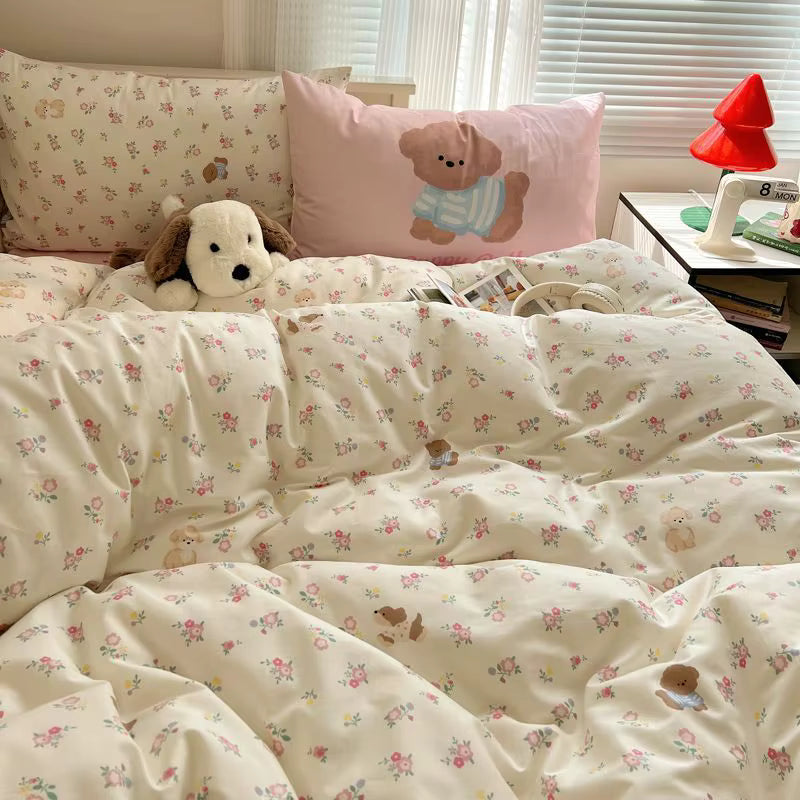Weiches und bequemes Bettwäsche-Set mit rosa Bär