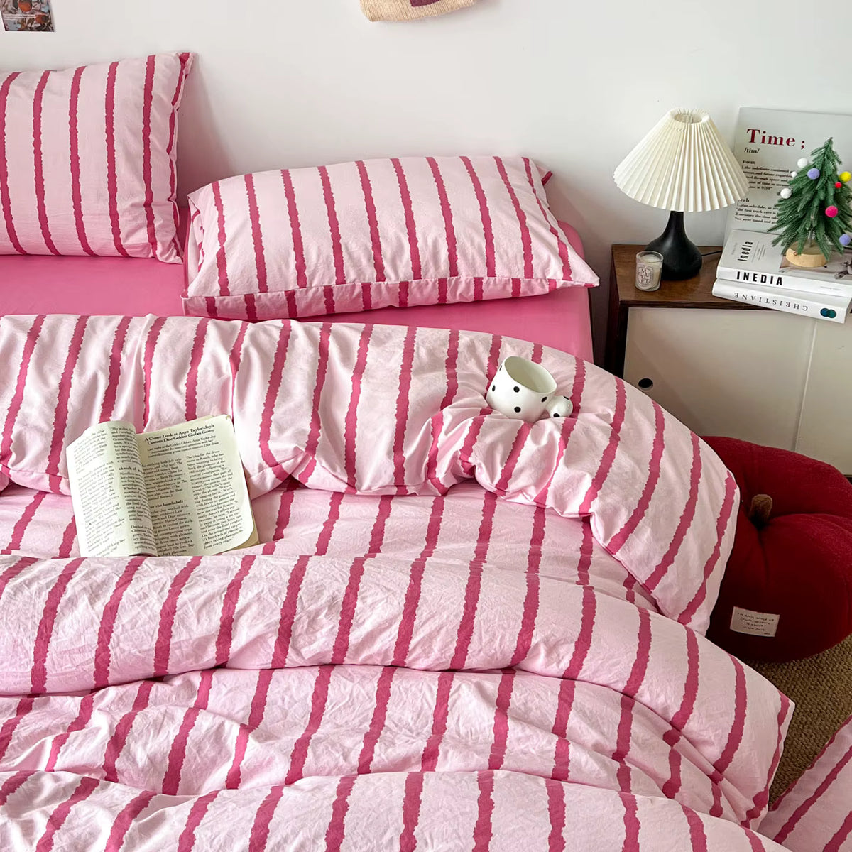 Weich gewaschenes Baumwoll-Bettbezug-Set mit rosa Streifen (3-teilig)
