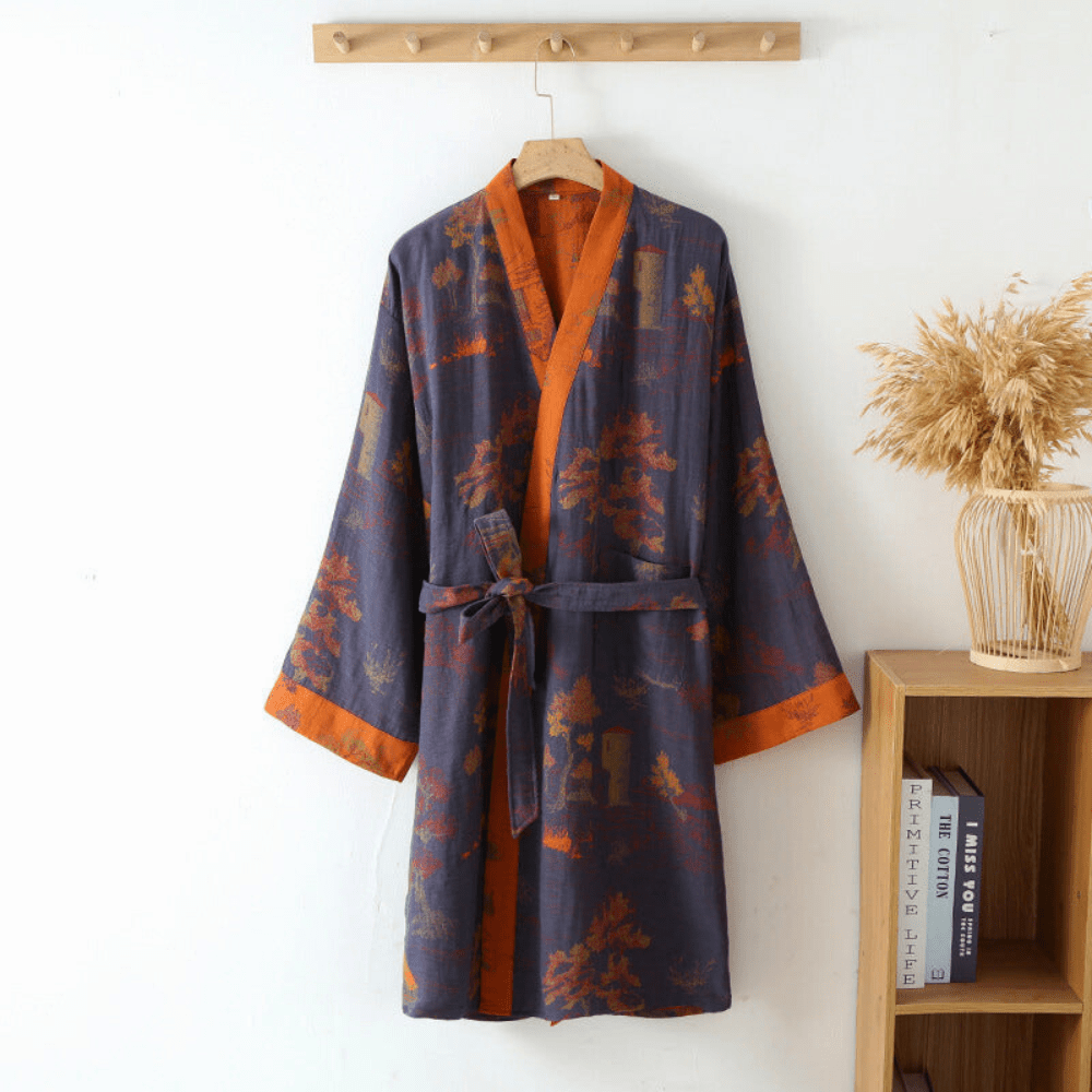 CloudSerene — Luxuriöser Baumwollbademantel mit zeitloser Eleganz