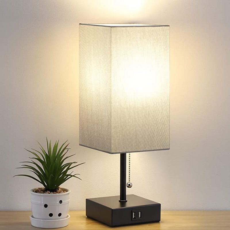LuminoCharge - Moderne Tischlampe mit USB-Ladeports