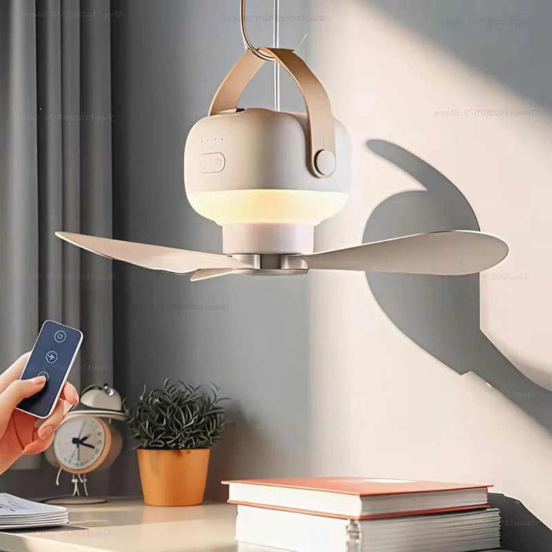 Ventilator Bærbar Foldbar Genopladelig | 4 Hastigheder 3 Lysstyrker med Fjernbetjening | 7200mAh op til 20 Timer