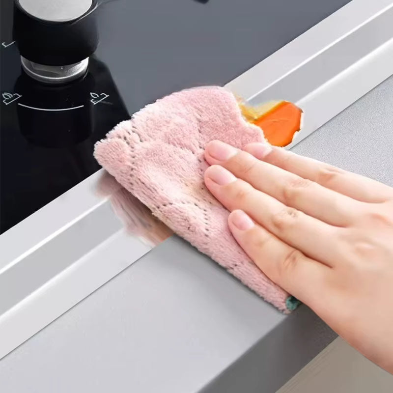 Öl- und hitzebeständiges selbstklebendes Aluminiumfolienband