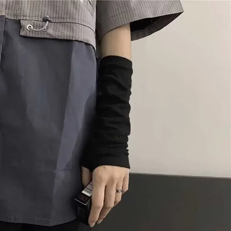 Y2K-gotische metallisch gestreifte fingerlose Armstulpen