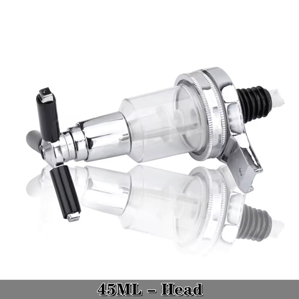 Wandmontierter Spirituosenspender mit Dosierausgießer und platzsparendem Design (4–6 Flaschen)
