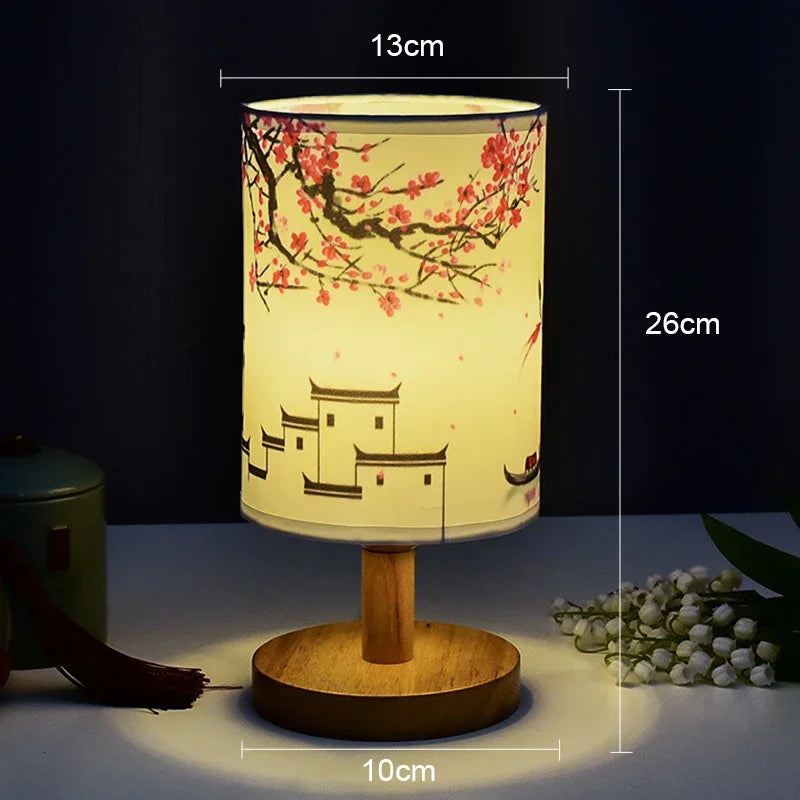 Dimmbare LED-Tischlampe im chinesischen Stil mit Stoffschirm und warmweißem Licht
