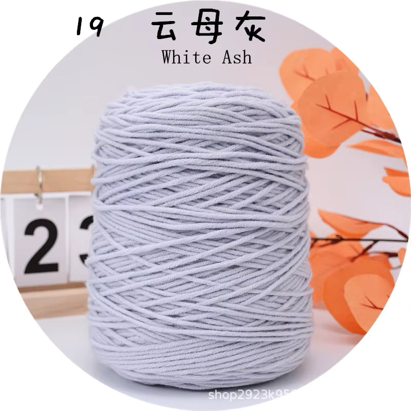 Holdbar 8-trådet flerfarvet tufting garn (400g)