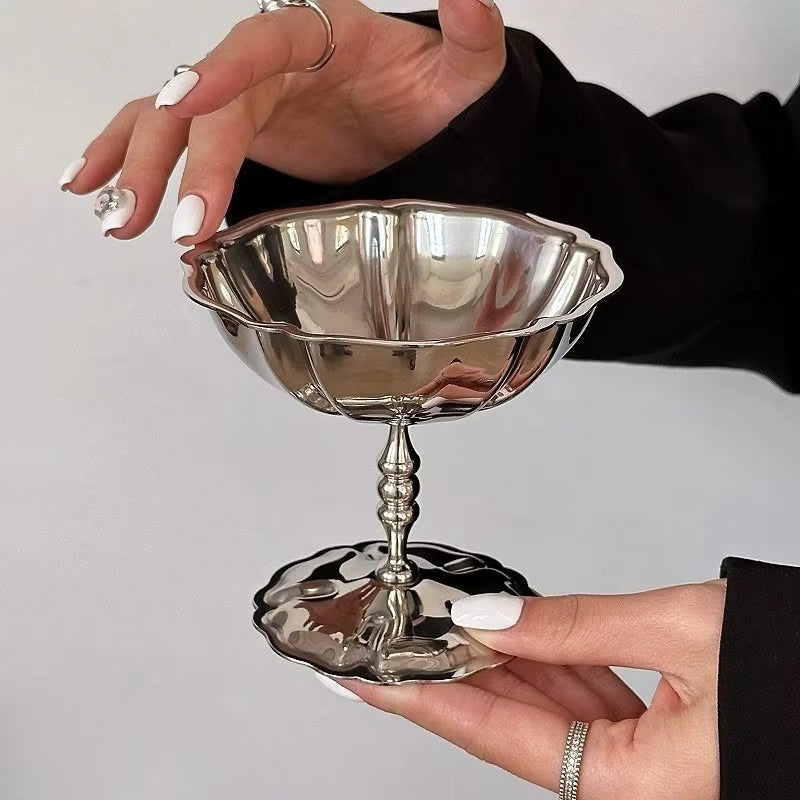 Robuster hoher Dessertbecher aus Edelstahl