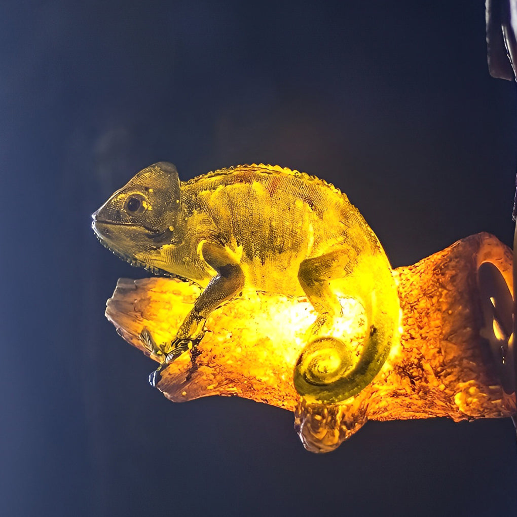 TierLicht - Wasserdichte LED-Außenlampe in Tierform mit Papageiendesign