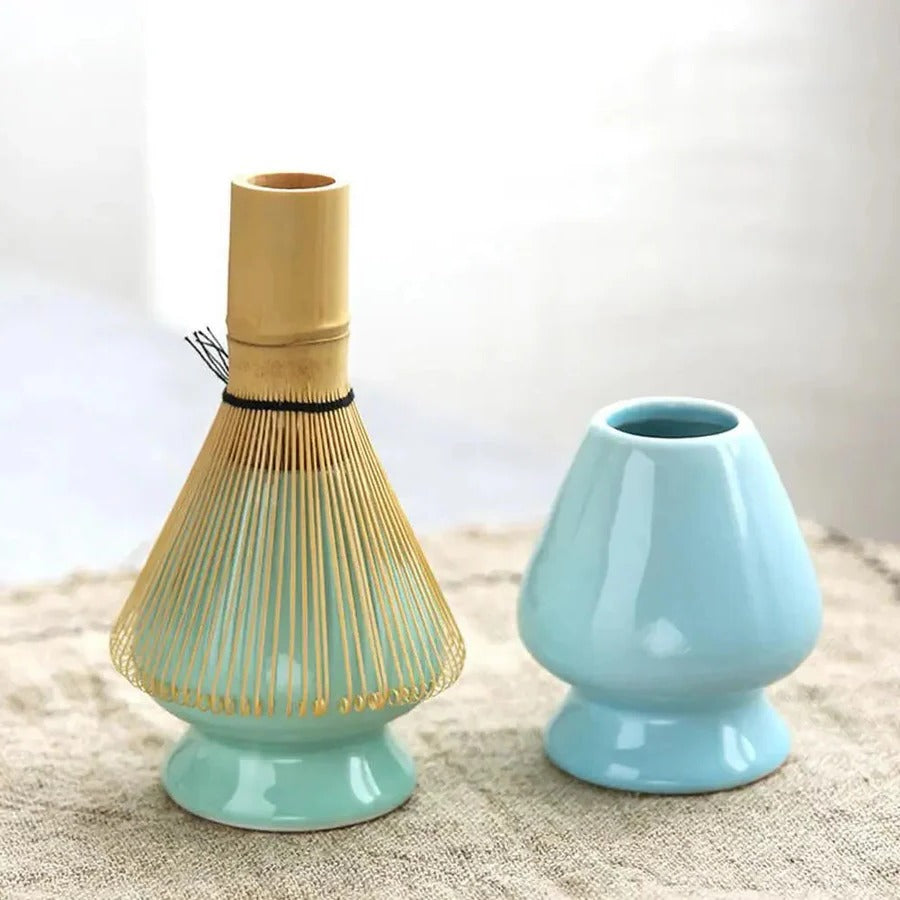 Matcha-sæt med 3 bambus-tepisker (chasen) og en traditionel ske til den japanske teceremoni