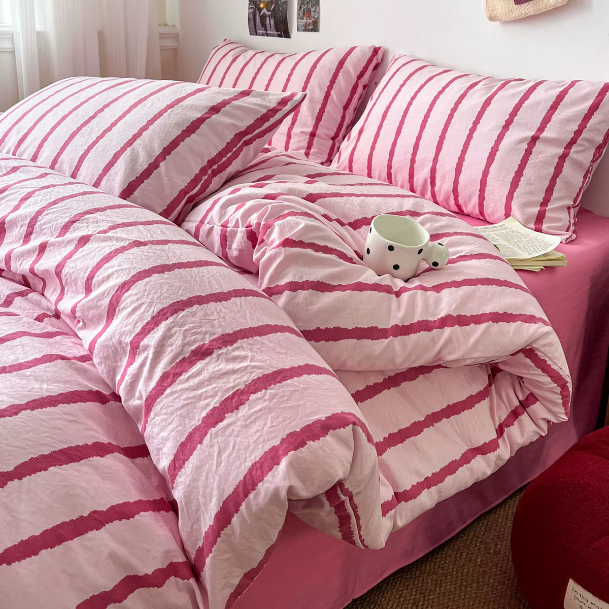Weich gewaschenes Baumwoll-Bettbezug-Set mit rosa Streifen (3-teilig)
