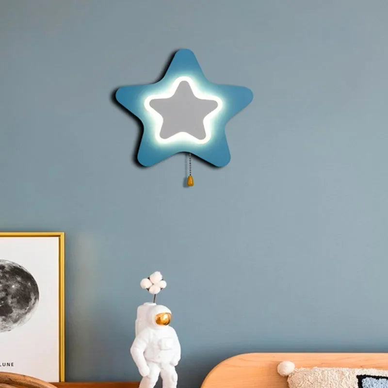 Variant image for Farverig LED Væglampe til Børneværelser – Energibesparende Belysning med Blødt Lys og Legende Design-5