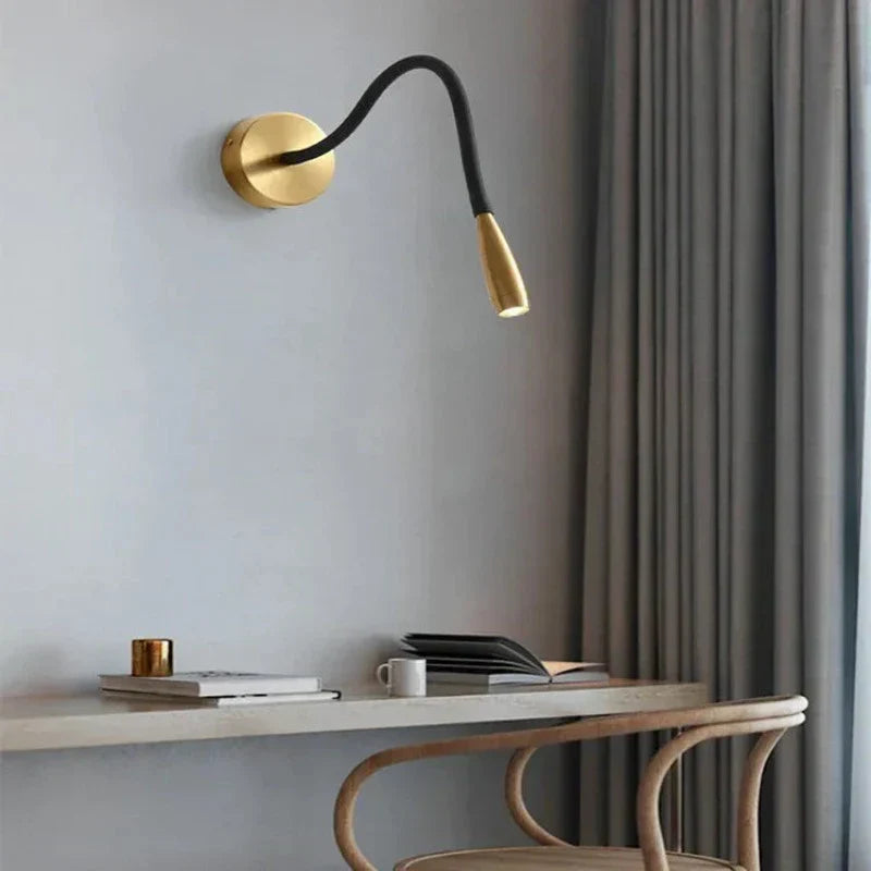 LuxaBeam - Moderne LED-Wandleuchte mit verstellbarem, flexiblem Arm für Wohnzimmer und Schlafzimmer