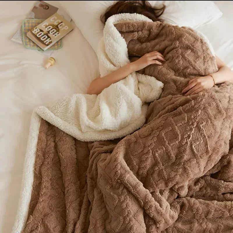 CozyLuxe - Dicke Winterdecke aus Schafwolle