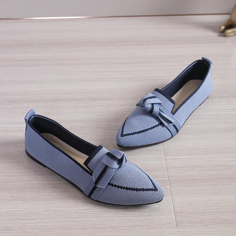 Harper - Slip-On mit Schmetterlingsknoten und verstellbarem Riemen