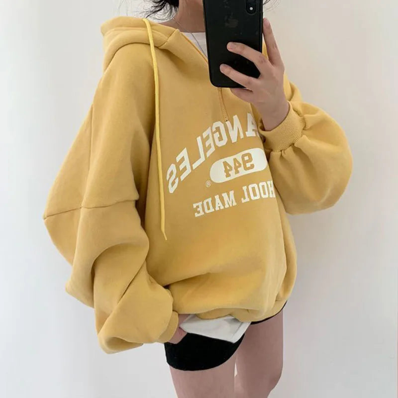 Amara - Lässiger oversized beiger Kapuzenpullover für Frauen | Perfekt für entspannte Tage