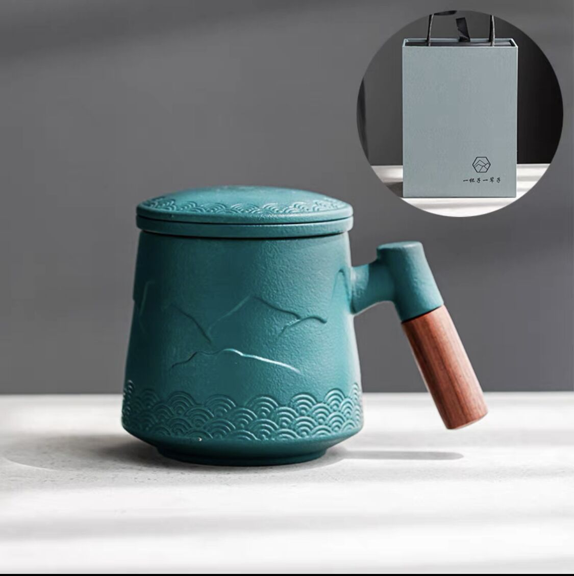 TeaEssence - Keramische Teetasse mit Teesieb und Deckel