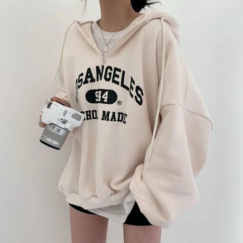 Amara - Lässiger oversized beiger Kapuzenpullover für Frauen | Perfekt für entspannte Tage