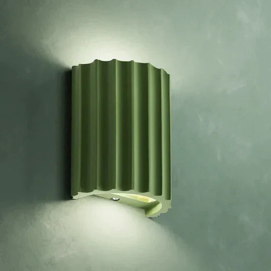 Lumora - Wandleuchte | Modernes Harzdesign | LED-Beleuchtung | Kompakt
