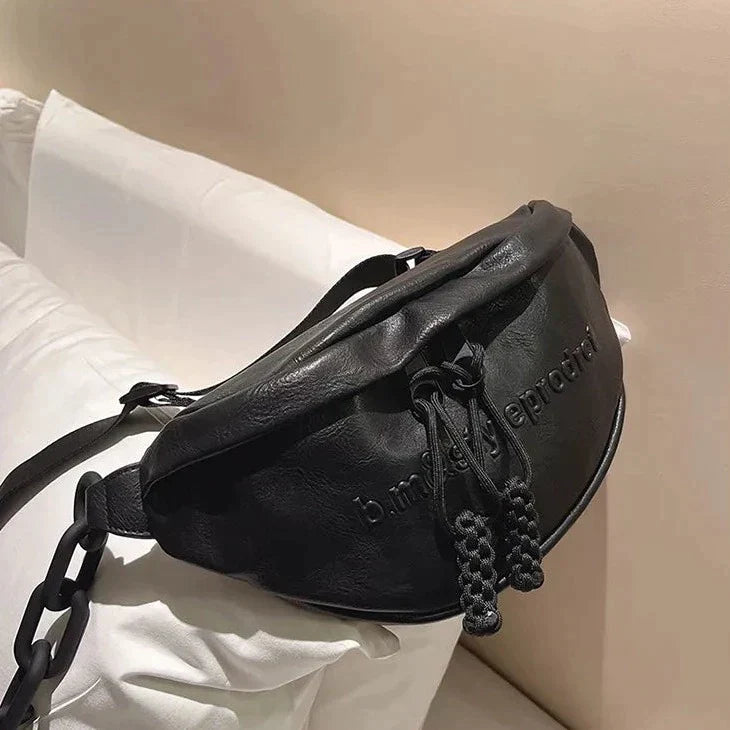 Jocelyn - Brusttasche aus Leder