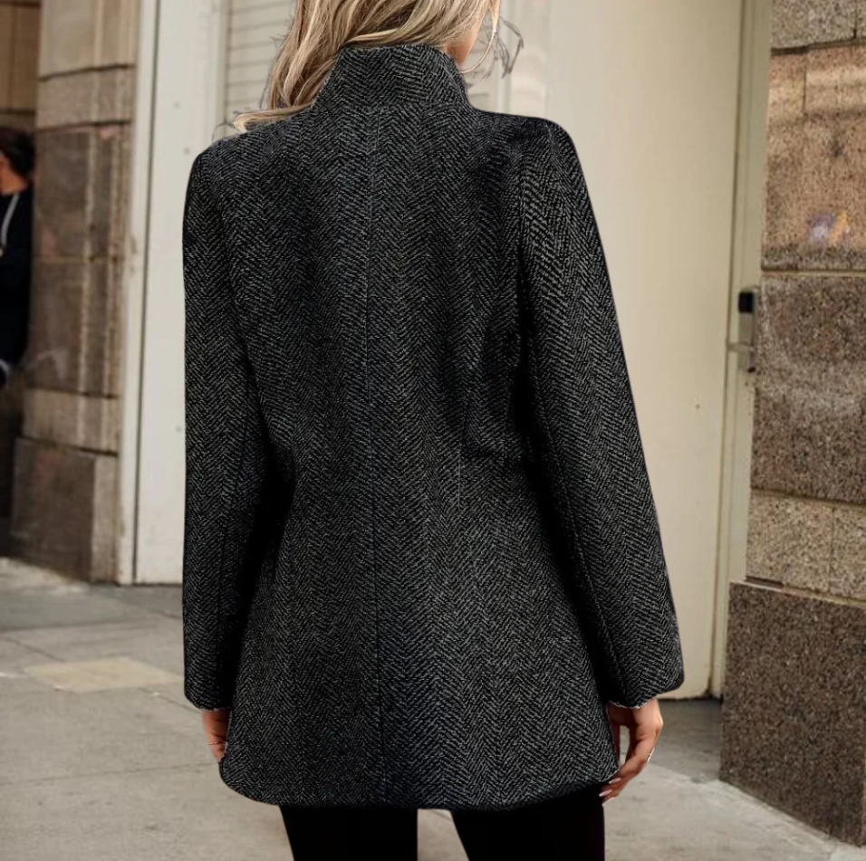 ChicEssentials - Stilvoller Blazer für Frauen | Vielseitiger Blazer für jeden Anlass