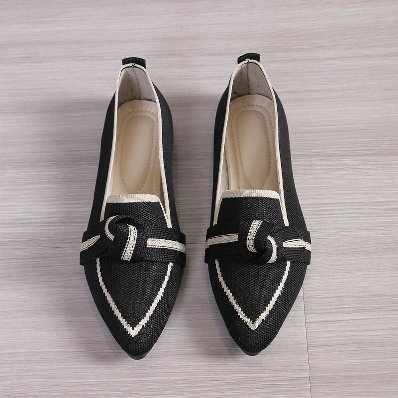 Harper - Slip-On mit Schmetterlingsknoten und verstellbarem Riemen
