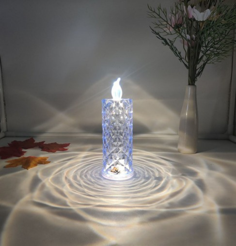 AuraLuxe Kristall LED-Licht — Fesselndes Glühen, Sofortige Stimmung