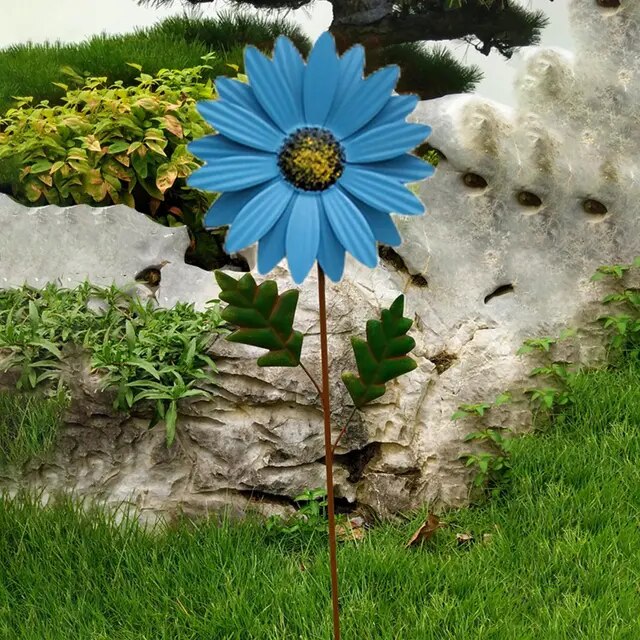 Variant image for Farverig Metal Vindmølle Dekoration til Have – 20 cm Diameter, 69 cm Høj, Vejrbestandig Jern, Multifarvet Design-2