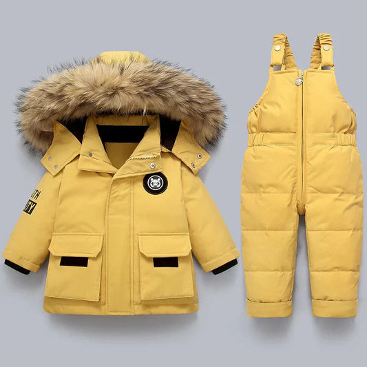 KuschelTrend - Kinderjacke + Latzhose | Bequeme Jacke für Kinder für warme Abenteuer