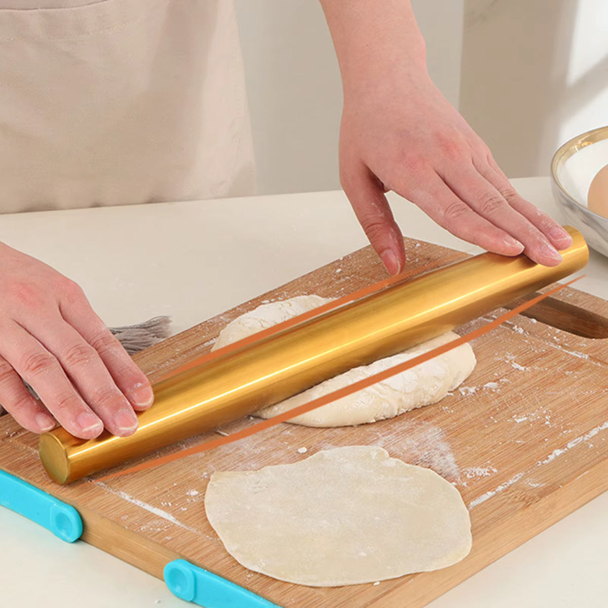 Gleichmäßig rollende Teigrolle aus Edelstahl (goldene Oberfläche)