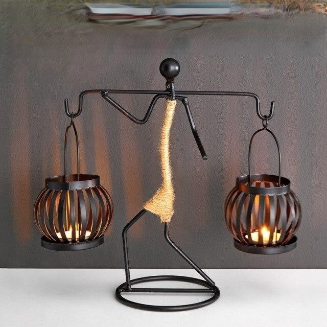 Variant image for Retro Elegant Kaarsholder i Metal - Håndlavet Design til Salontabel, 24,5 cm x 14 cm, Minimalistisk Indretning-3