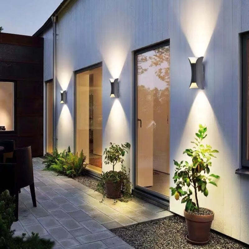 Moderne Vandtæt LED Væglampe Udendørs – Energibesparende Sort/Guld Metal til Have og Terrasse-5