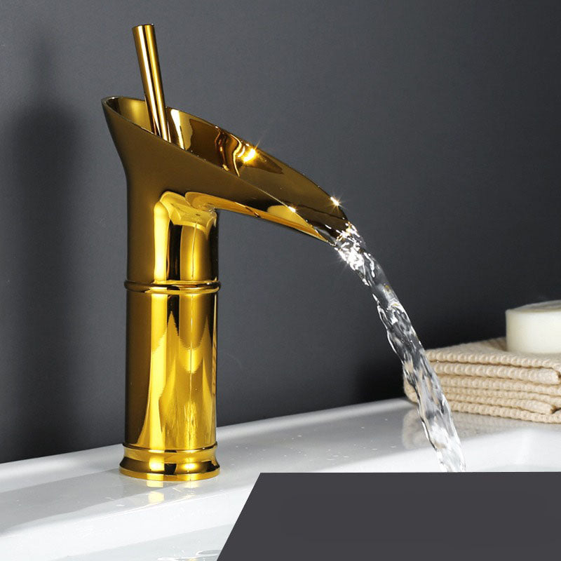 AquaLuxe - Wasserfall antike Wasserhahn Waschbeckenarmatur Messing Waschbeckenarmatur | 50% RABATT